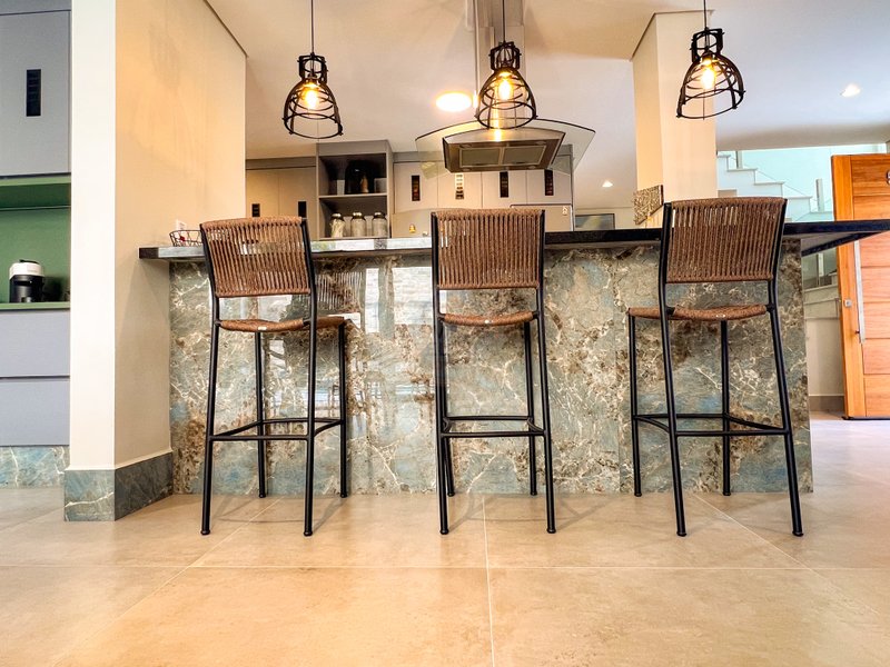 Casa em Condomínio pé na areia na Praia de Juquehy - À VENDA  São Sebastião - 