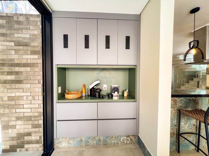 Casa em Condomínio pé na areia na Praia de Juquehy - À VENDA  São Sebastião - 