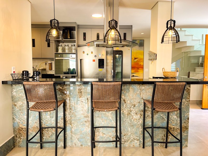 Casa em Condomínio pé na areia na Praia de Juquehy - À VENDA  São Sebastião - 