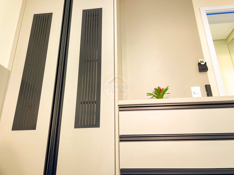 Casa em Condomínio pé na areia na Praia de Juquehy - À VENDA  São Sebastião - 