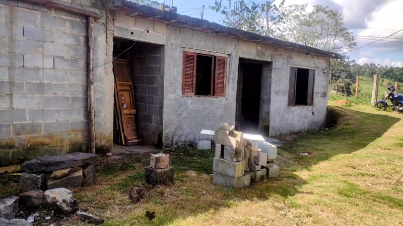 Casa com piscina à venda no bairro da Boa Vista - Igaratá - 