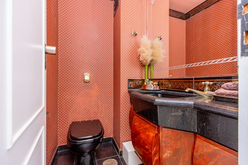 Apartamento 194m² na Chácara Santo Antônio 4 dorm 3 suítes 4 vagas Rua Fernandes Moreira São Paulo - 