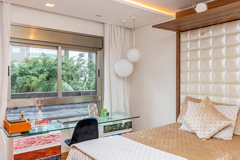 Apartamento 485m² no Campo Belo 3 suítes 5 vagas Rua Zacarias de Gois São Paulo - 