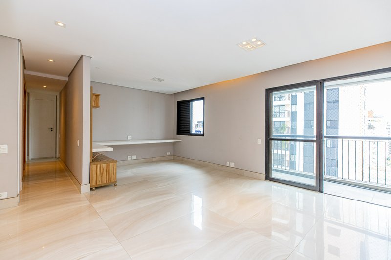 Apartamento 90m² em Moma 2 dorm 1 suíte 2 vagas Avenida dos Eucaliptos São Paulo - 