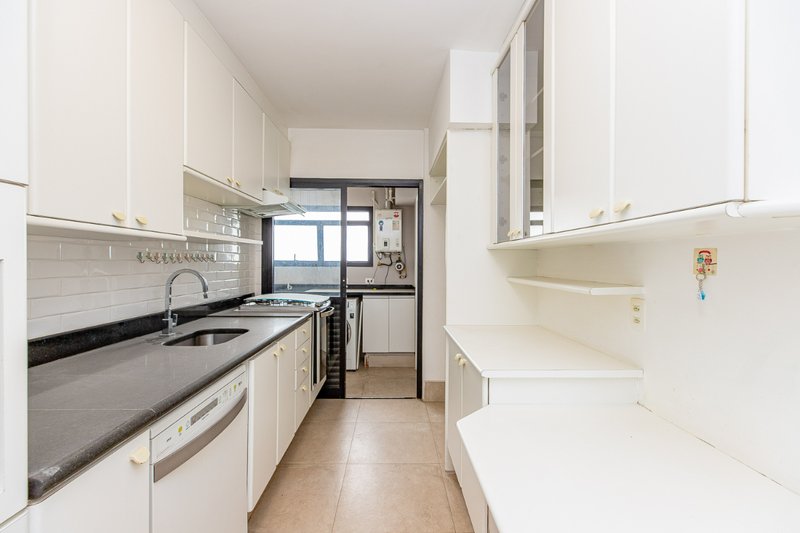 Apartamento 90m² em Moma 2 dorm 1 suíte 2 vagas Avenida dos Eucaliptos São Paulo - 