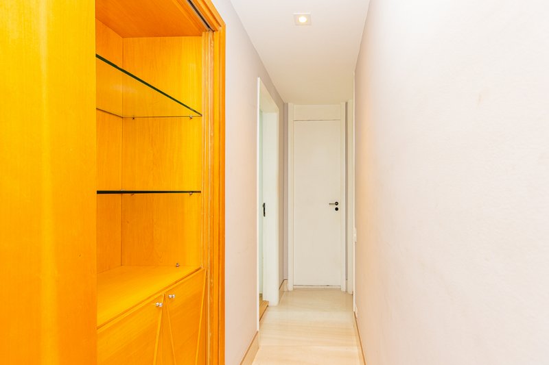 Apartamento 90m² em Moma 2 dorm 1 suíte 2 vagas Avenida dos Eucaliptos São Paulo - 