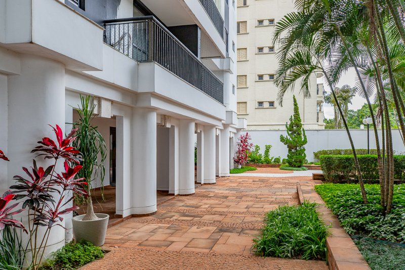 Apartamento 90m² em Moma 2 dorm 1 suíte 2 vagas Avenida dos Eucaliptos São Paulo - 