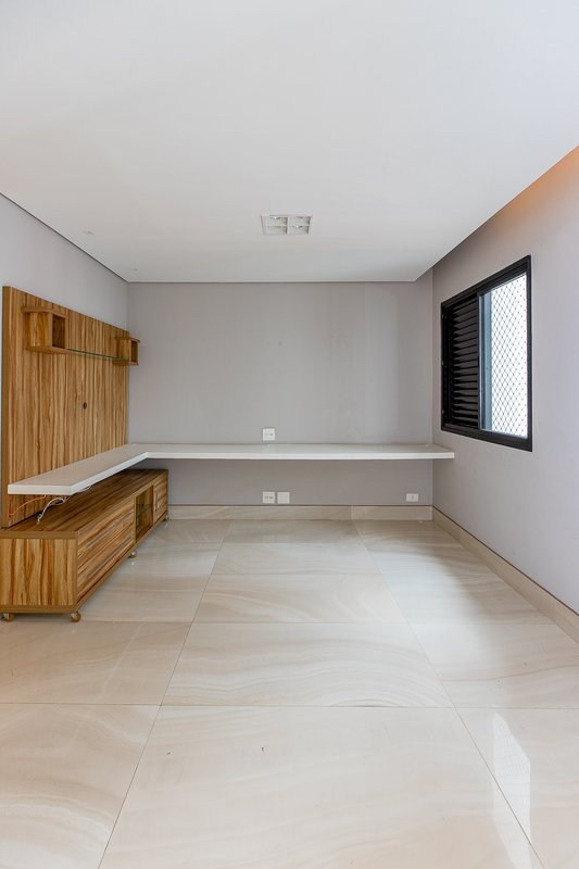Apartamento 90m² em Moma 2 dorm 1 suíte 2 vagas Avenida dos Eucaliptos São Paulo - 