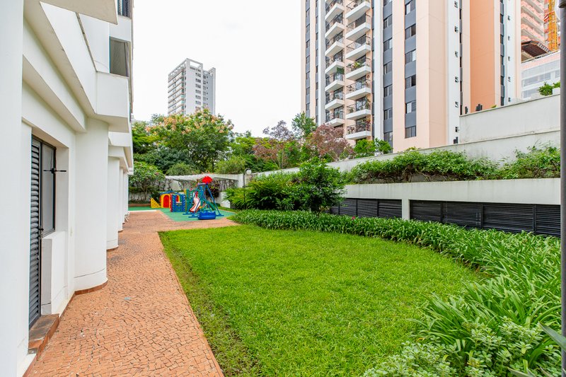 Apartamento 90m² em Moma 2 dorm 1 suíte 2 vagas Avenida dos Eucaliptos São Paulo - 