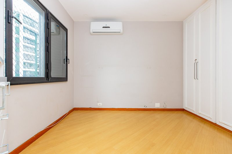 Apartamento 90m² em Moma 2 dorm 1 suíte 2 vagas Avenida dos Eucaliptos São Paulo - 