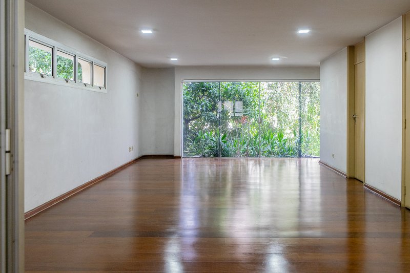 Apartamento 223m² no Jardim Paulista 3 dorm 2 suítes 2 vagas Alameda Itu São Paulo - 