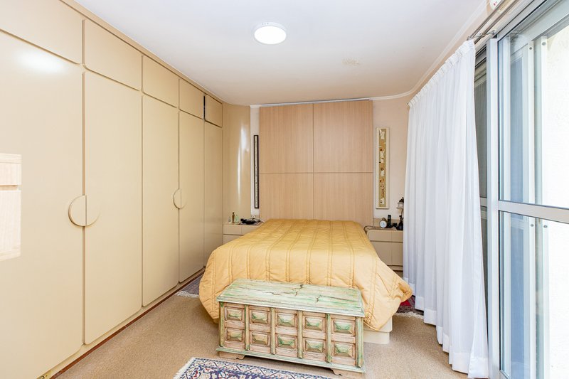 Apartamento 223m² no Jardim Paulista 3 dorm 2 suítes 2 vagas Alameda Itu São Paulo - 