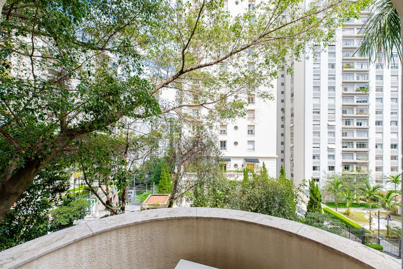 Apartamento 223m² no Jardim Paulista 3 dorm 2 suítes 2 vagas Alameda Itu São Paulo - 