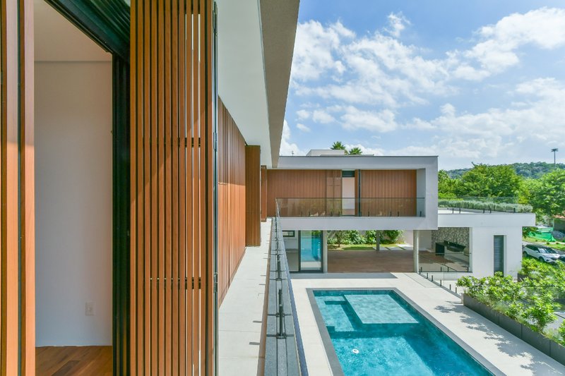 Casa em Condomínio em Alphaville 546m² 4 suítes 5 vagas Alameda das Embaúbas Santana de Parnaíba - 