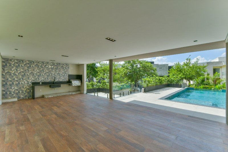 Casa em Condomínio em Alphaville 546m² 4 suítes 5 vagas Alameda das Embaúbas Santana de Parnaíba - 