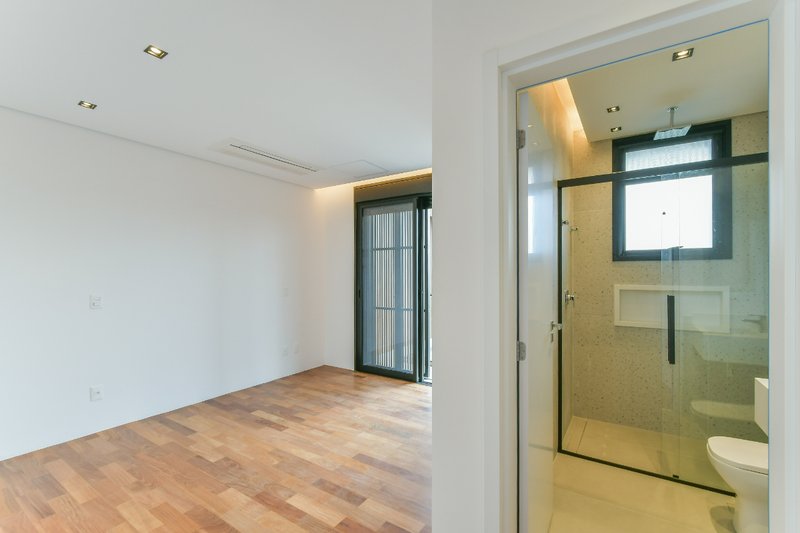 Casa em Condomínio em Alphaville 546m² 4 suítes 5 vagas Alameda das Embaúbas Santana de Parnaíba - 