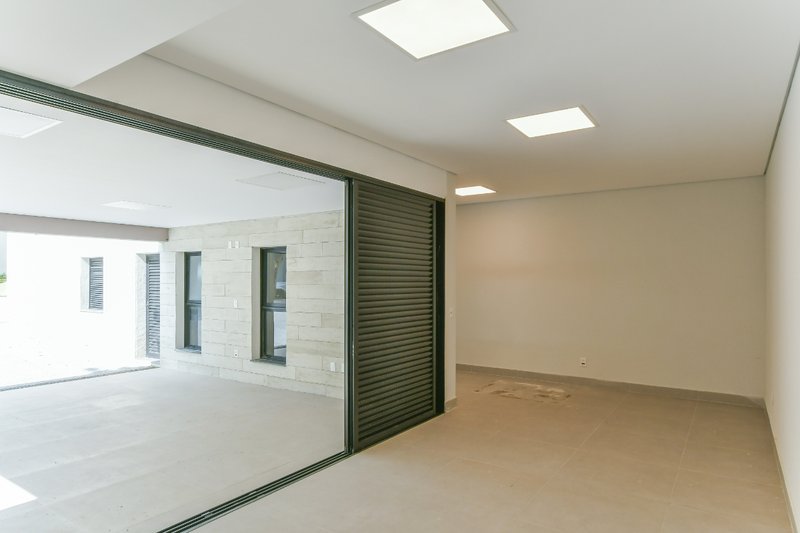 Casa em Condomínio em Alphaville 546m² 4 suítes 5 vagas Alameda das Embaúbas Santana de Parnaíba - 