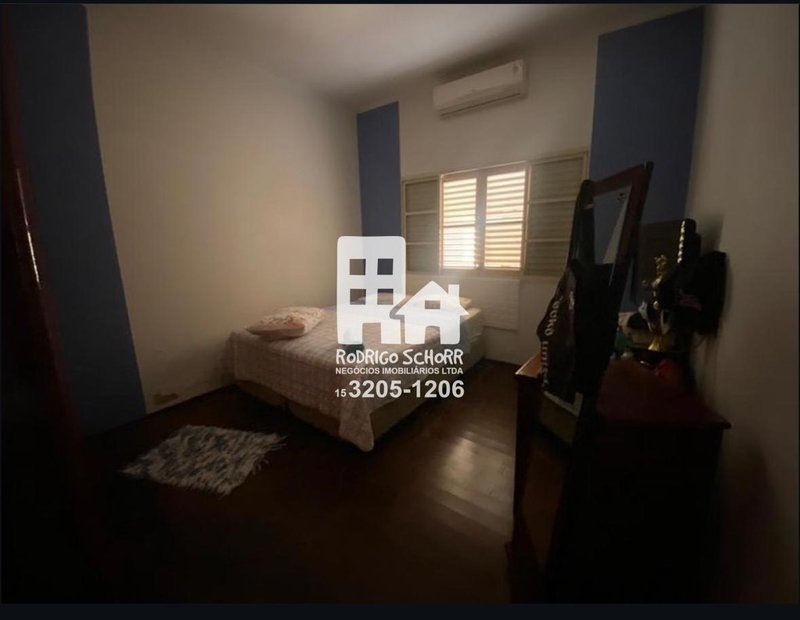 🏡 Casa à Venda na Av. Zilah de Aquino – Oportunidade Imperdível! LOTE INTEIRO - Tatuí - 