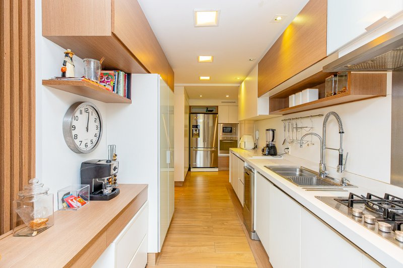 Apartamento 151m² no Campo Belo 3 suítes 3 vagas Rua República do Iraque São Paulo - 