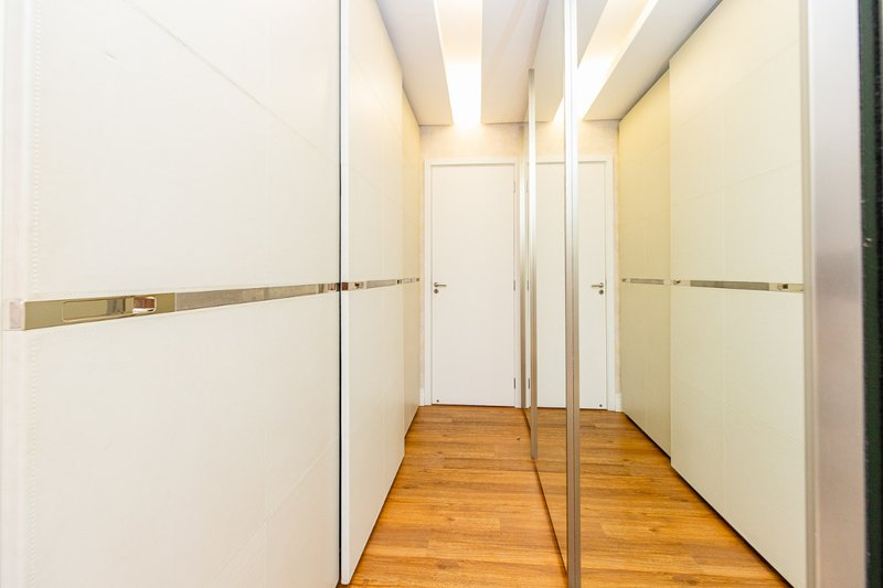 Apartamento 151m² no Campo Belo 3 suítes 3 vagas Rua República do Iraque São Paulo - 