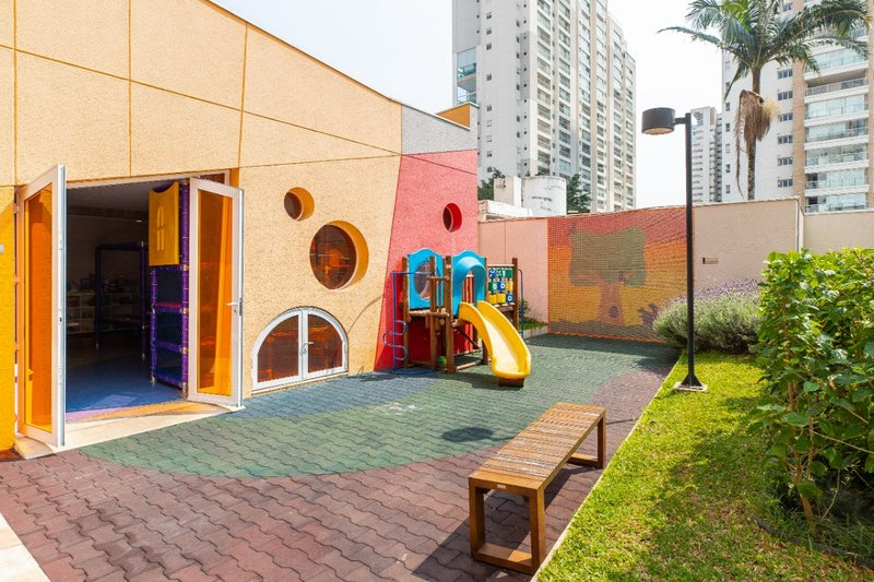 Apartamento 151m² no Campo Belo 3 suítes 3 vagas Rua República do Iraque São Paulo - 