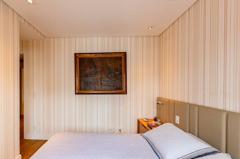 Apartamento 151m² no Campo Belo 3 suítes 3 vagas Rua República do Iraque São Paulo - 