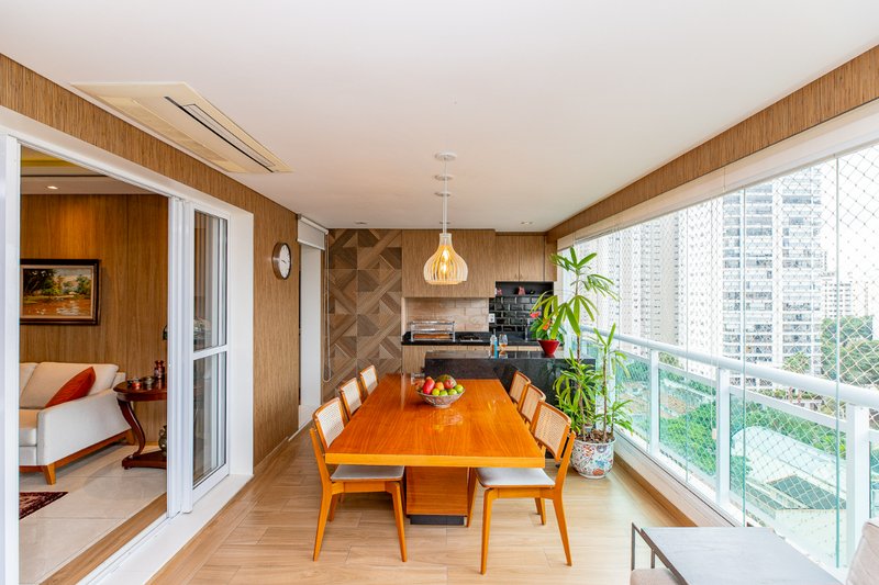 Apartamento 151m² no Campo Belo 3 suítes 3 vagas Rua República do Iraque São Paulo - 
