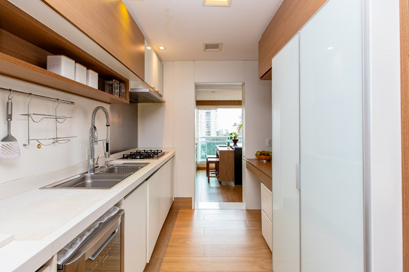 Apartamento 151m² no Campo Belo 3 suítes 3 vagas Rua República do Iraque São Paulo - 