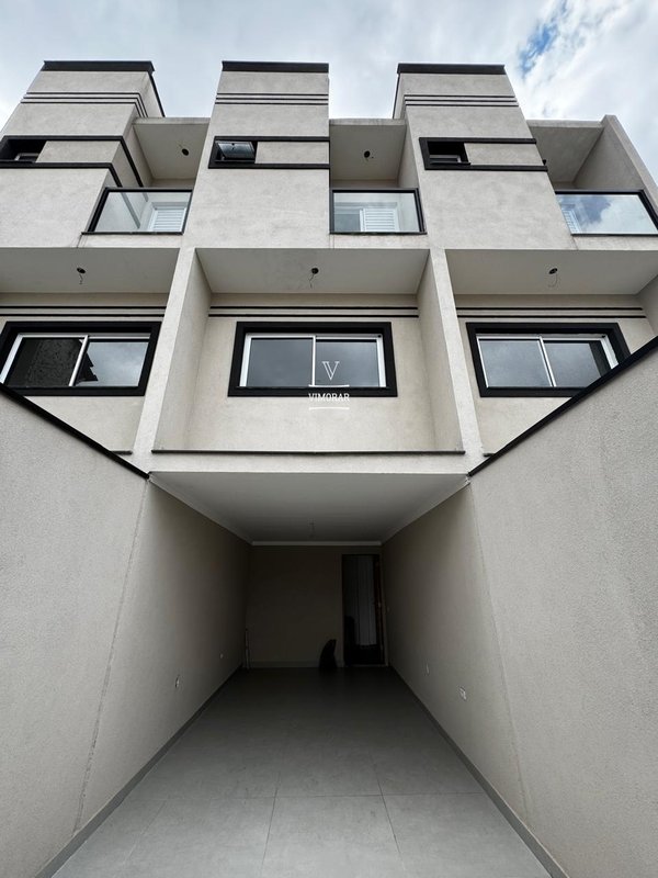Sobrado 3 suítes + 2 vagas de garagem - São Paulo - 