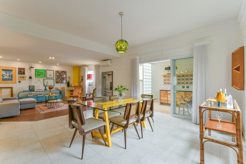 Casa em Condomínio 273m² no Campo Belo 4 suítes 3 vagas Rua João Álvares Soares São Paulo - 