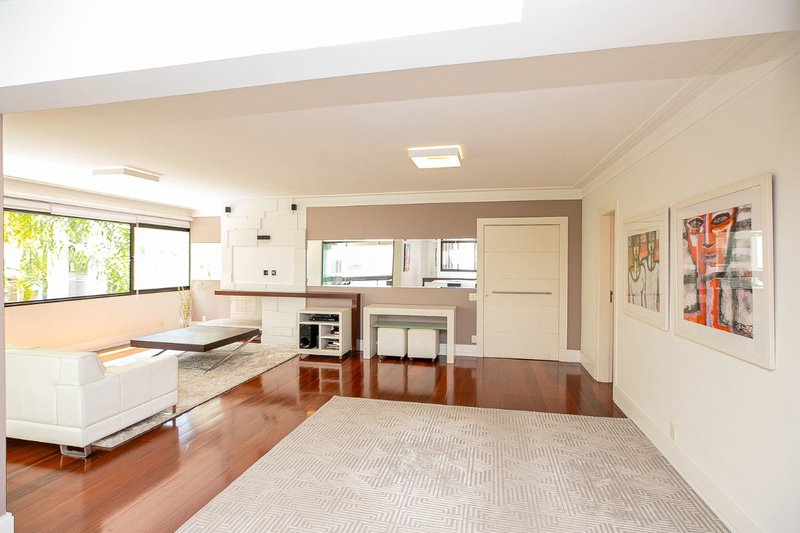 Apartamento 162m² em Moema 3 suítes 3 vagas Avenida Jandira São Paulo - 
