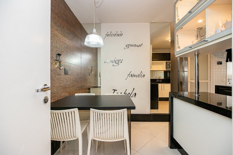 Apartamento 162m² em Moema 3 suítes 3 vagas Avenida Jandira São Paulo - 