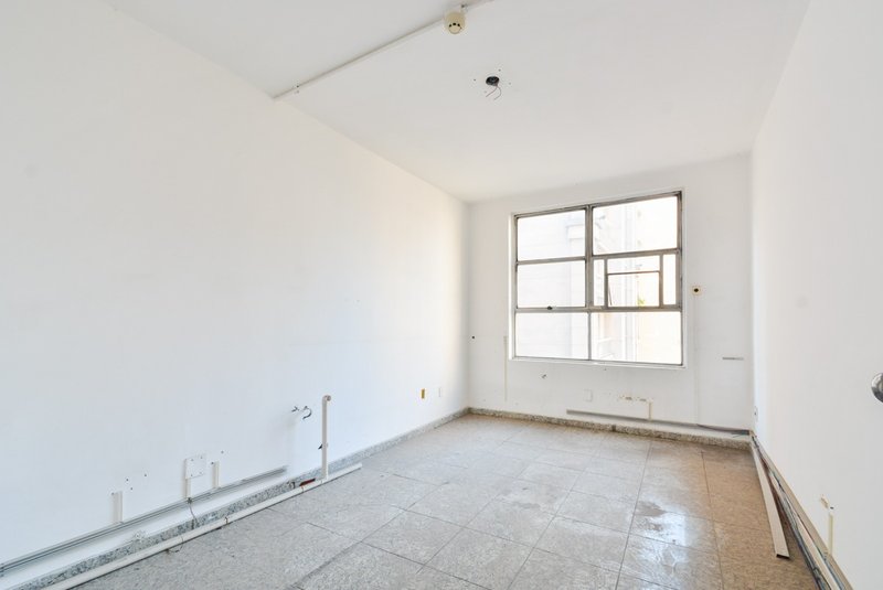 Conjunto Comercial próximo à Av Paulista 145m² Rua Luís Coelho São Paulo - 