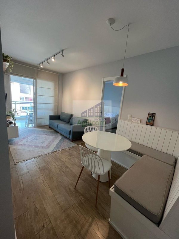APARTAMENTO SEMI MOBILIADO PARA LOCAÇÃO COM 1 DORMITÓRI EM BELA VISTA Rua Major Quedinho São Paulo - 