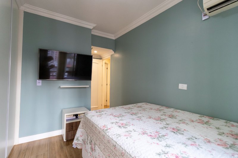 Apartamento 124m² na Vila Mascote 4 dorm 3 suítes 3 vagas Rua Engenheiro Jorge Oliva São Paulo - 