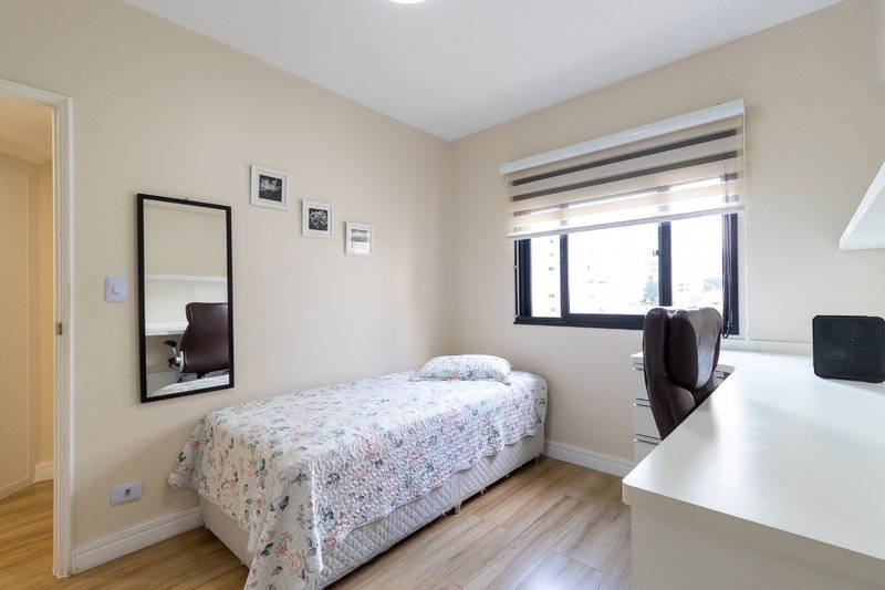 Apartamento 124m² na Vila Mascote 4 dorm 3 suítes 3 vagas Rua Engenheiro Jorge Oliva São Paulo - 