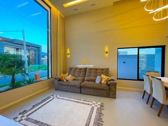 Casa com 3 dormitórios à venda, 206 m² por R$ 1.590.000,00 - Centro - Maricá/RJ Rodovia Amaral Peixoto Km 30 Maricá - 