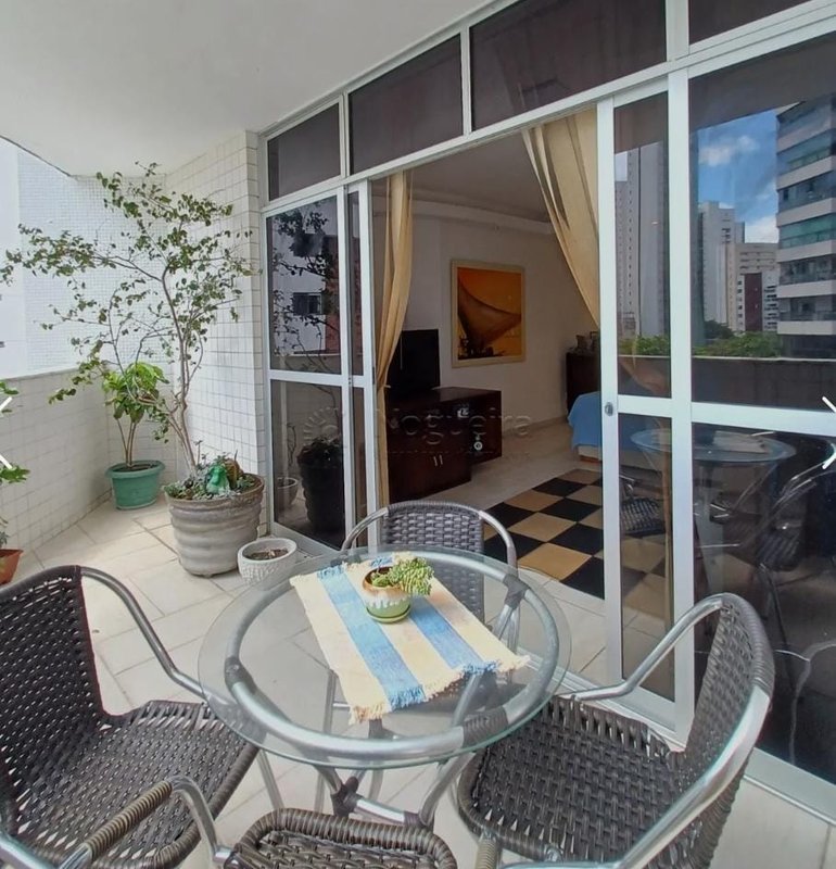 Apartamento à venda com 3 quartos sendo uma suíte, 136,80m² área útil por R$ 575.000,00 Rua João Cardoso Aires Recife - 