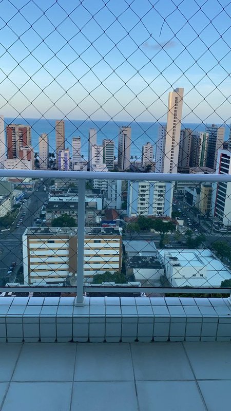 Apartamento à venda com 3 quartos sendo uma suíte, 105m² área útil por R$ 1.250.000,00 Rua Francisco da Cunha Recife - 