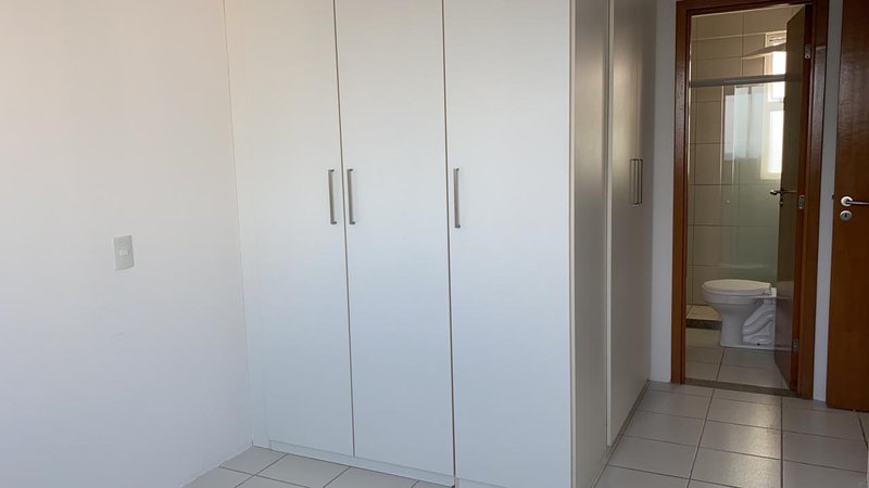 Apartamento à venda com 3 quartos sendo uma suíte, 105m² área útil por R$ 1.250.000,00 Rua Francisco da Cunha Recife - 