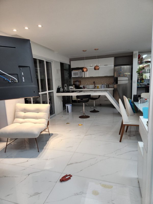 Apartamento à venda com 2 quartos sendo uma suíte, 71m² área útil por R$ 680.000,00 Rua Amália Bernardino de Sousa Recife - 