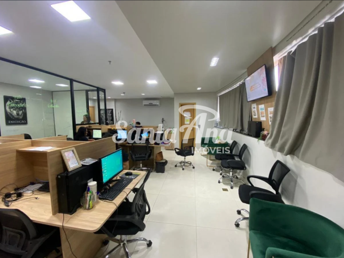 Sala Comercial Mobiliada à venda | 65 m² | R$ 545.000 | Bairro Alto | Piracicaba/SP - Piracicaba - Área de 65 m²