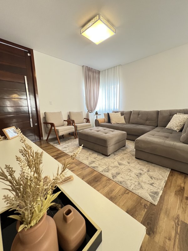 Casa alto Padrão Mobiliada  RIO DOS CEDROS - 