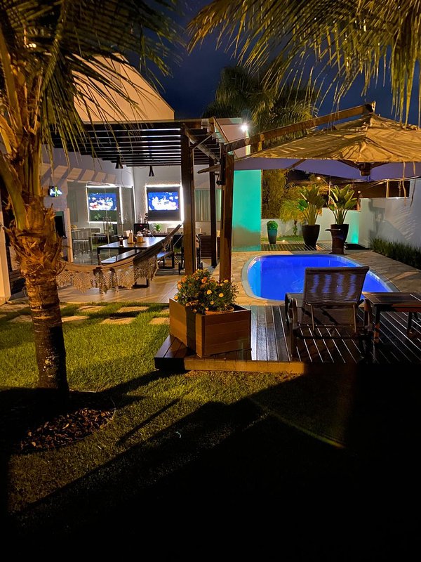 Casa alto Padrão Mobiliada - RIO DOS CEDROS - 