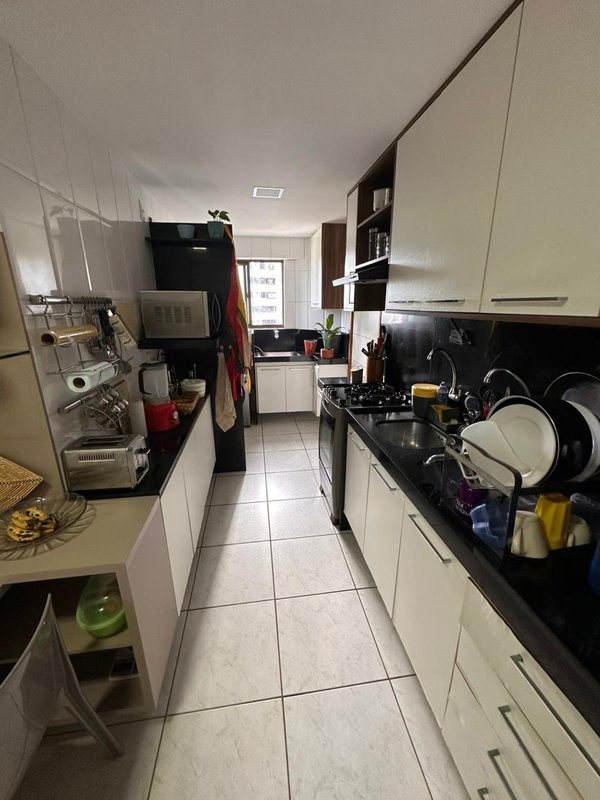 Apartamento à venda com 3 quartos sendo uma suíte, 93m² área útil por R$ 800.000,00 Rua José Paraíso Recife - 