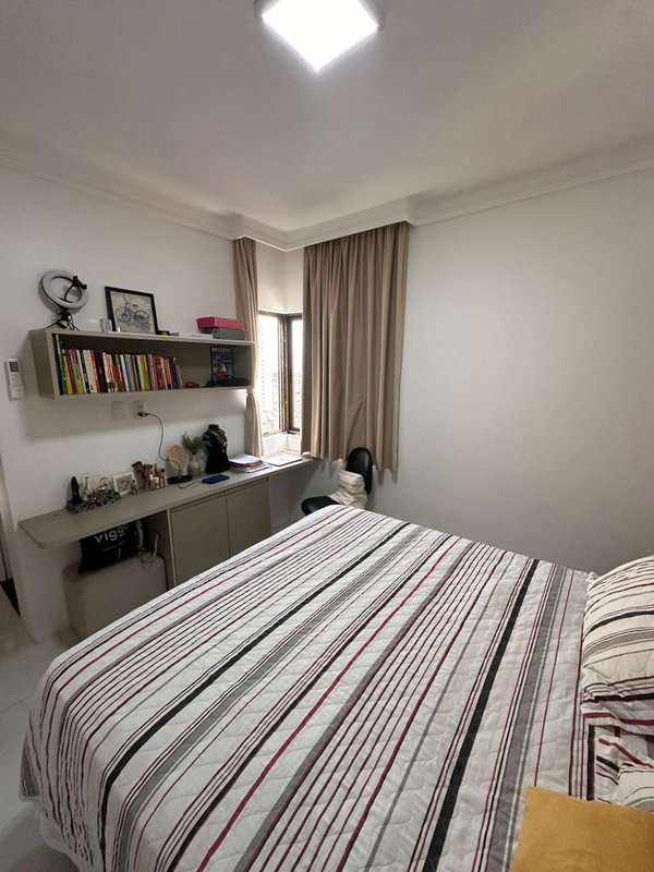 Apartamento à venda com 3 quartos sendo uma suíte, 93m² área útil por R$ 800.000,00 Rua José Paraíso Recife - 