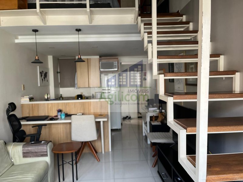 LOFT DE 40M² MEZANINO E 1 VAGA DE GARAGEM À VENDA EM MOEMA Rua Pintassilgo São Paulo - 