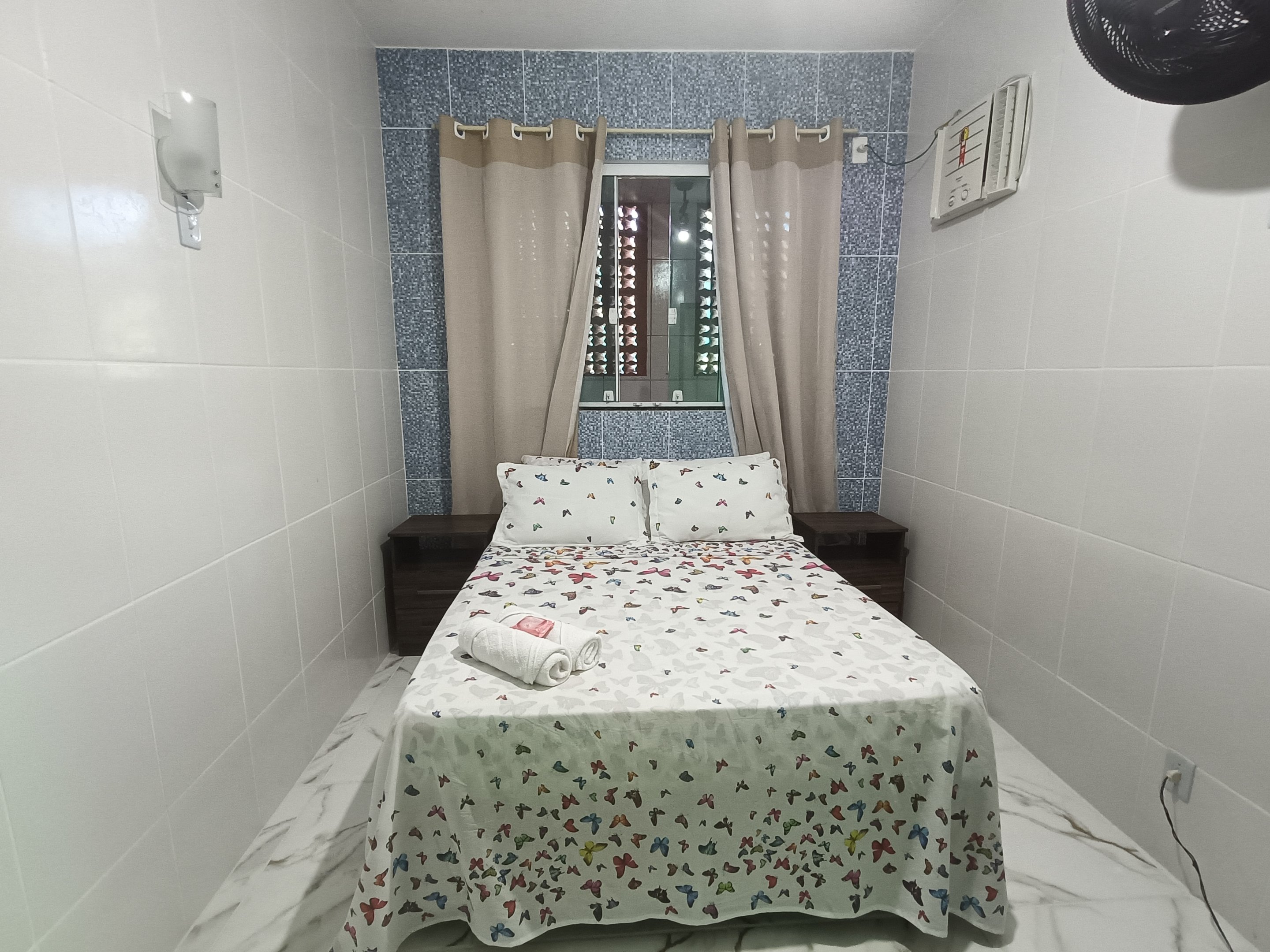 Casa à venda com 8 quartos, 239m² - Foto 17