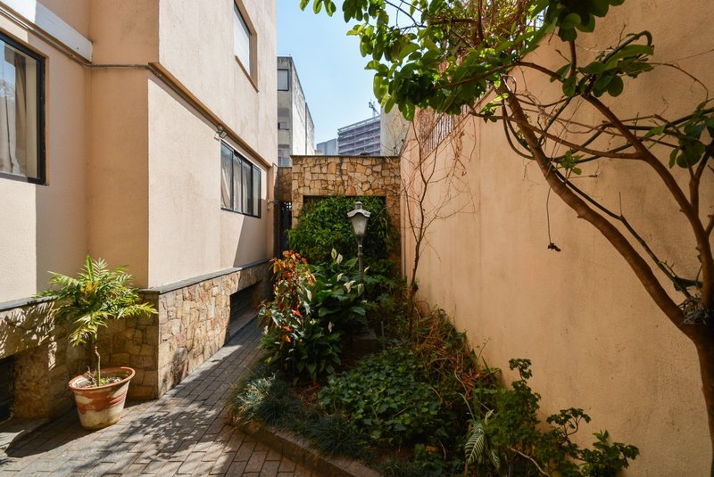 Apartamento 77m² na Vila Mariana 2 dorm 1 vaga Rua Afonso Celso São Paulo - 