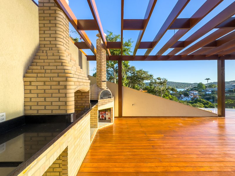 Mansão a venda com vista espetacular na Ferradura em Búzios Rua Hildegard Rosenthal Armação dos Búzios - 